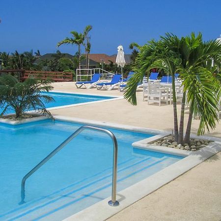 הוילה Ocho Rios Under The Palms מראה חיצוני תמונה