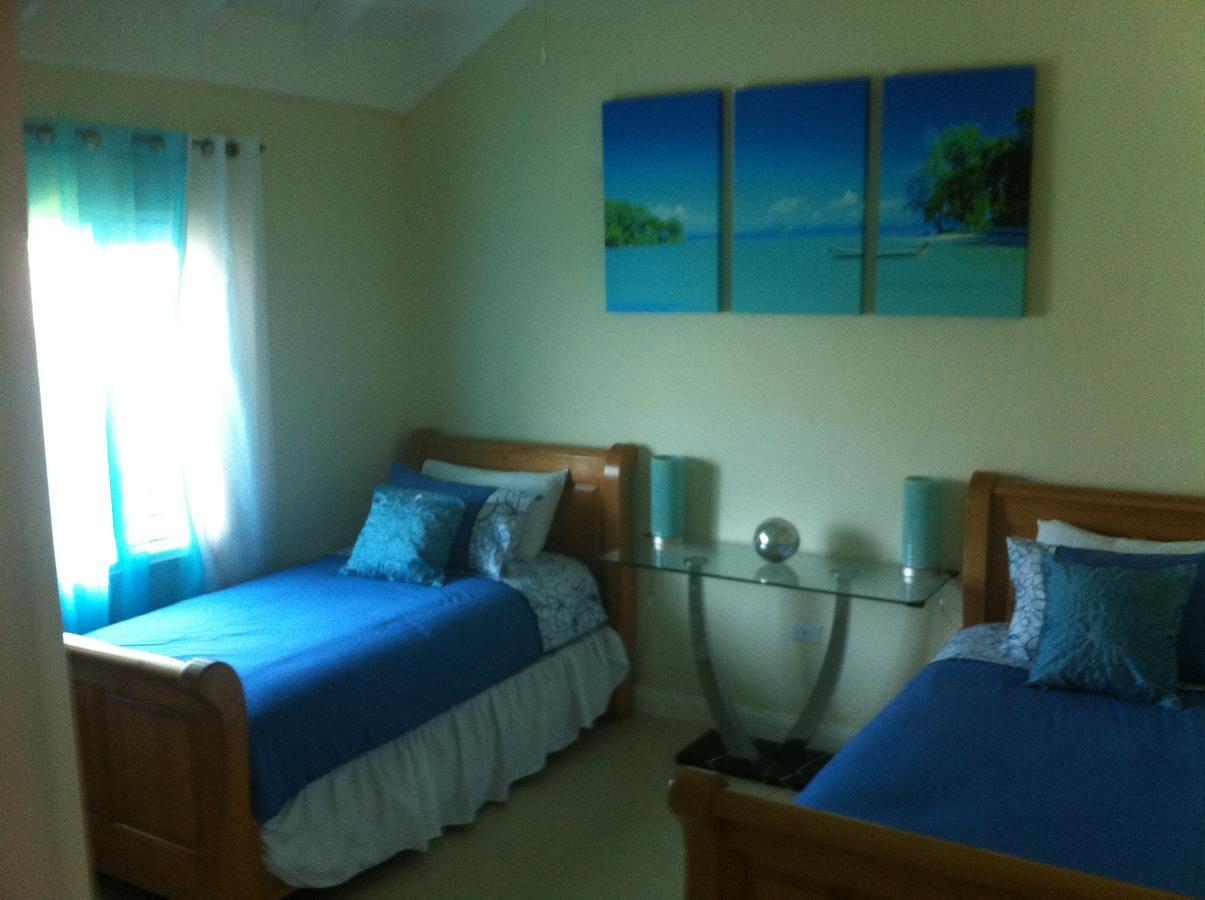 הוילה Ocho Rios Under The Palms מראה חיצוני תמונה